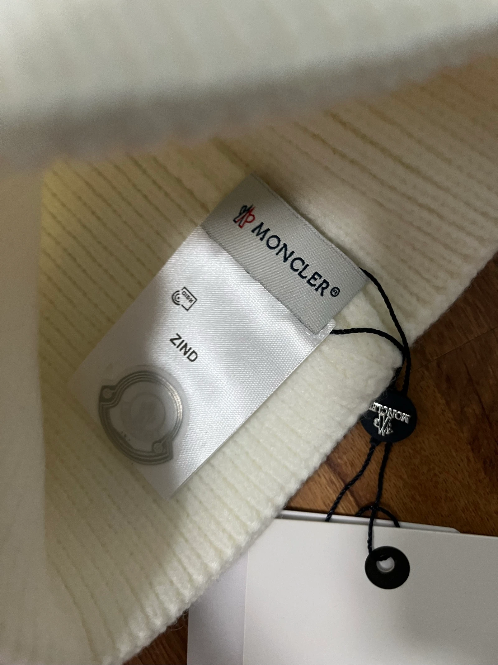 Winter beanie – photo 4
